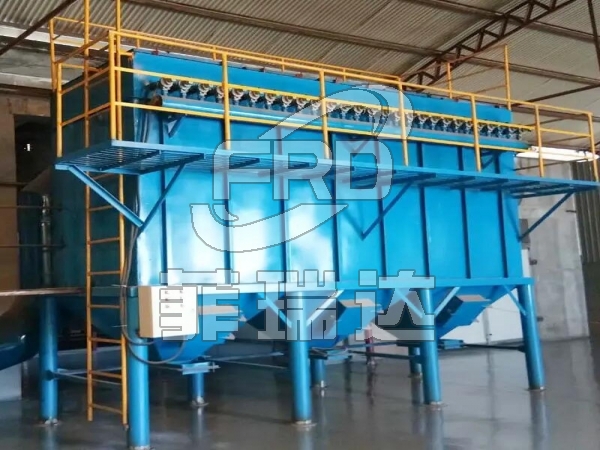 鋁廠布袋式脈沖除塵器